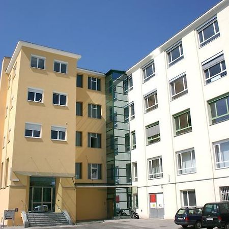 Workbase Hostel เวียนนา ภายนอก รูปภาพ